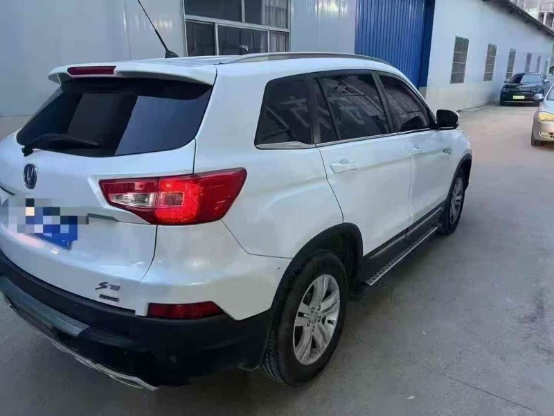 东营16年长安汽车CS758