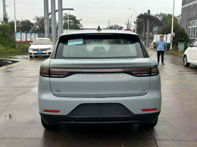 宿迁25年零跑汽车C119