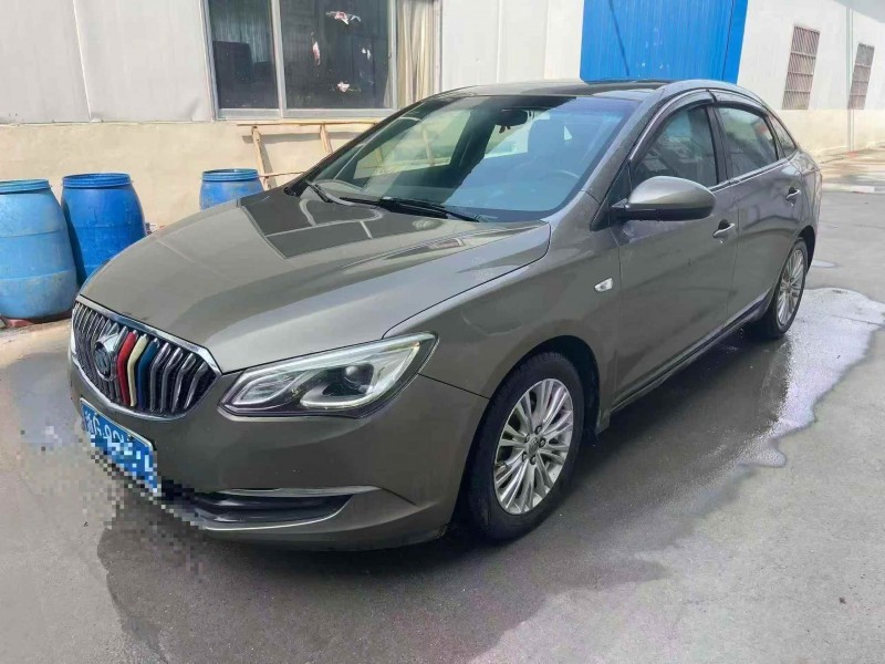 枣庄17年别克英朗2