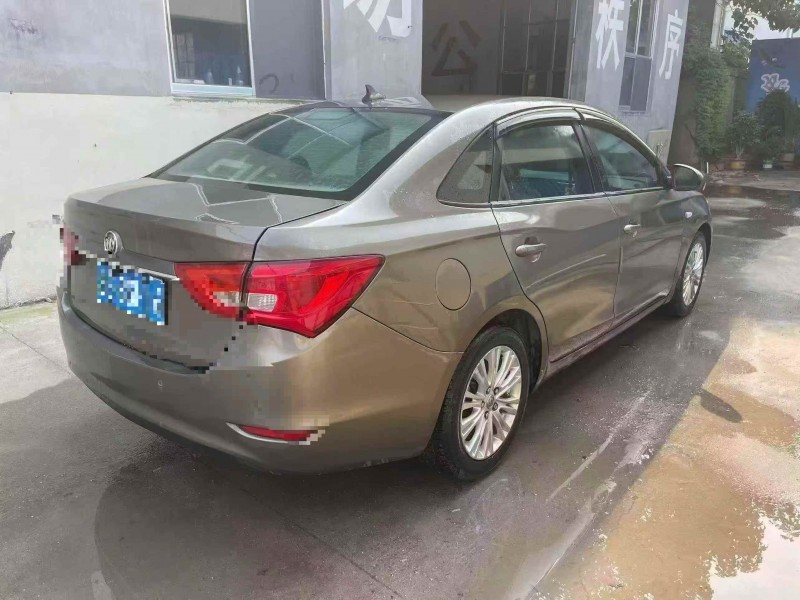 枣庄17年别克英朗9