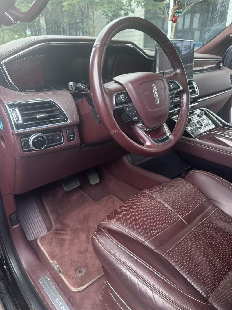 佛山21年林肯领航员3