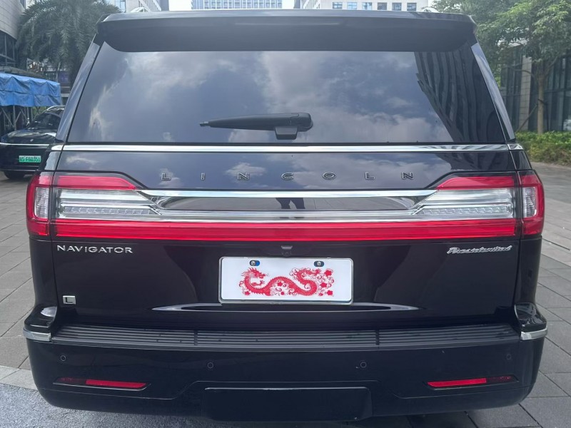 佛山21年林肯领航员8