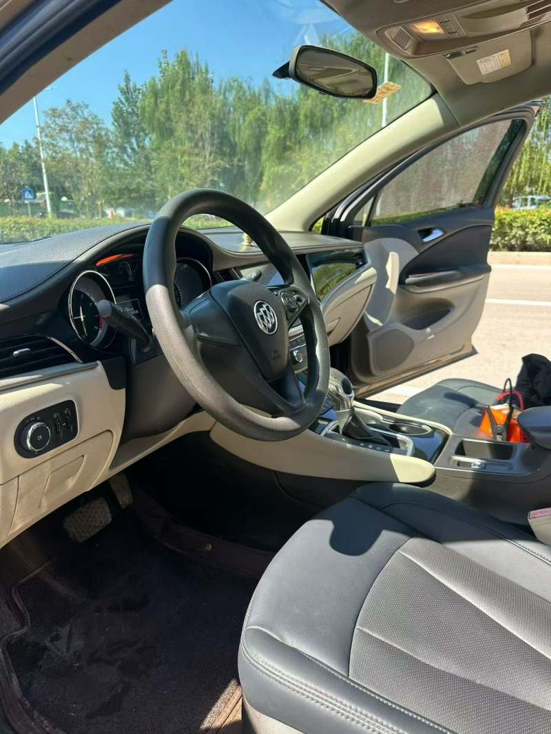 枣庄16年别克威朗4