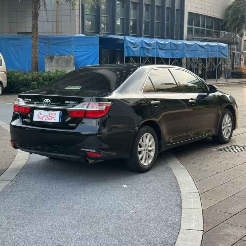 佛山16年丰田凯美瑞7