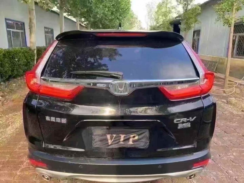 泰安18年本田CRV9