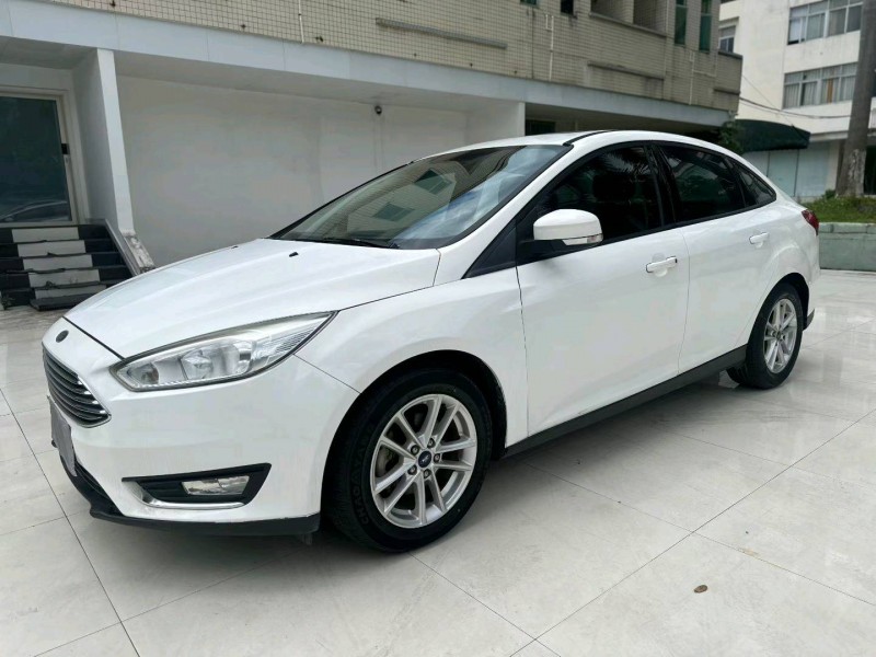 河源17年福特福克斯2