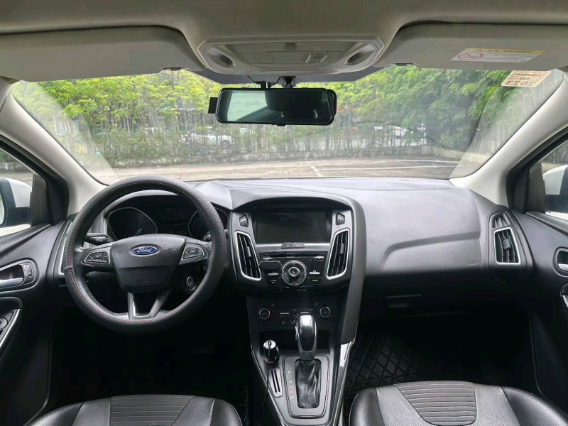 河源17年福特福克斯6