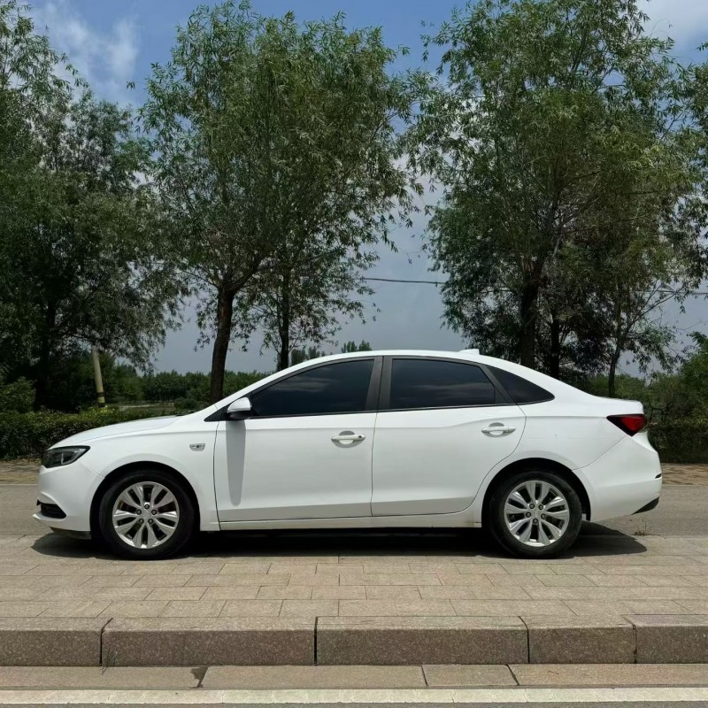 枣庄18年别克英朗7