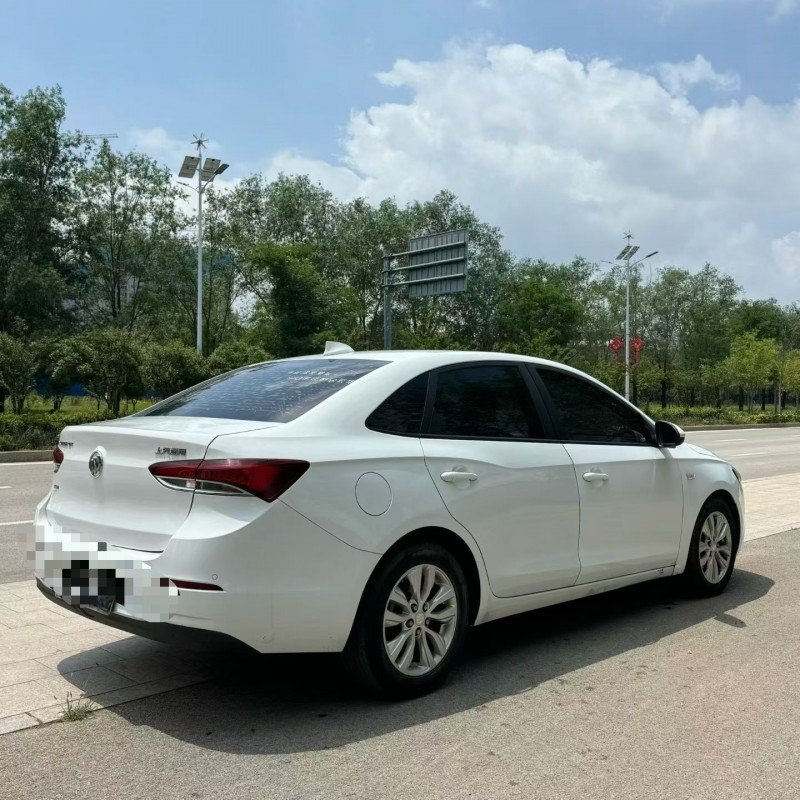 枣庄18年别克英朗9