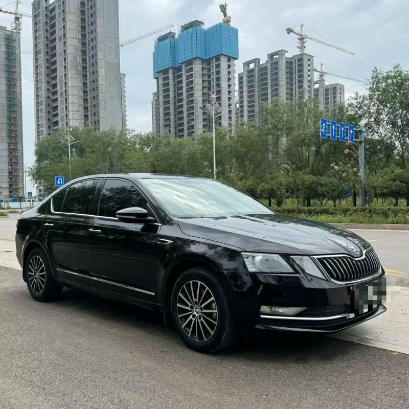 枣庄20年斯柯达明锐3