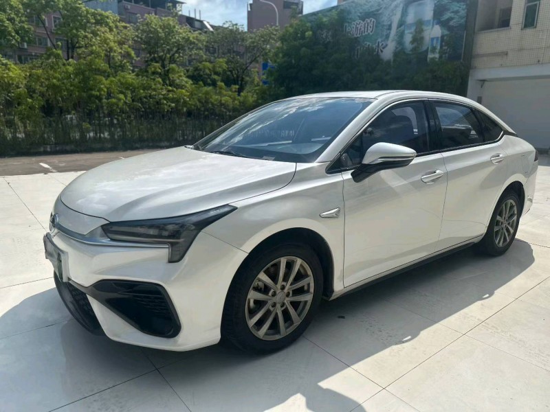 河源23年传祺埃安S2