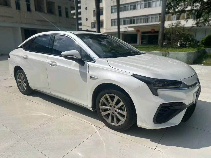 河源23年传祺埃安S3