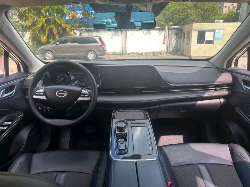 河源23年传祺埃安S4