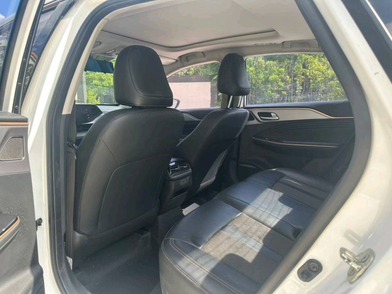 河源23年传祺埃安S5