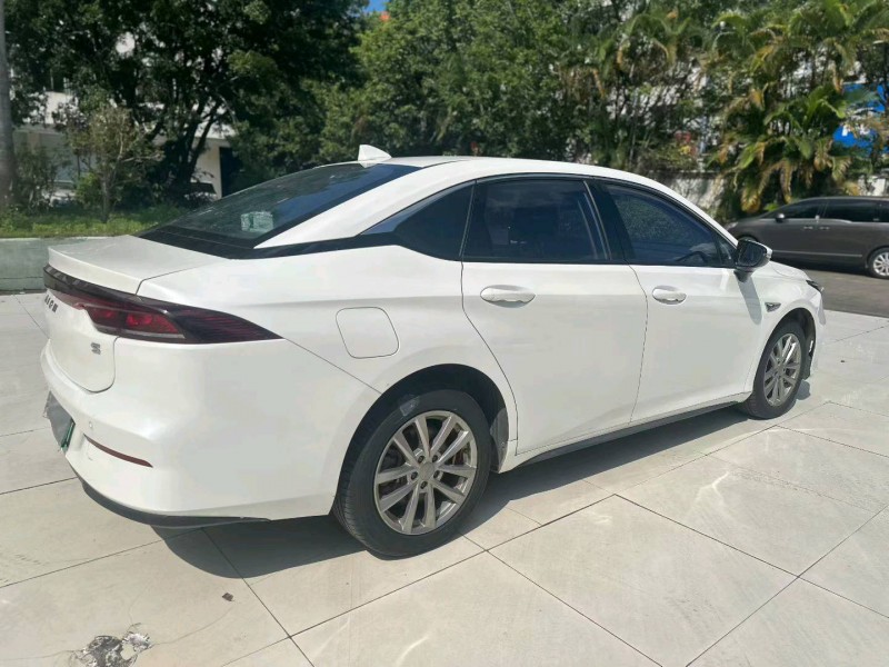 河源23年传祺埃安S7