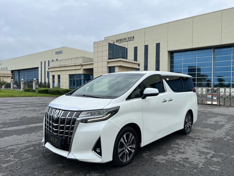 盐城18年丰田埃尔法3