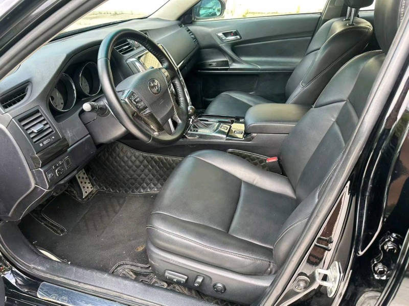 河源12年丰田锐志6