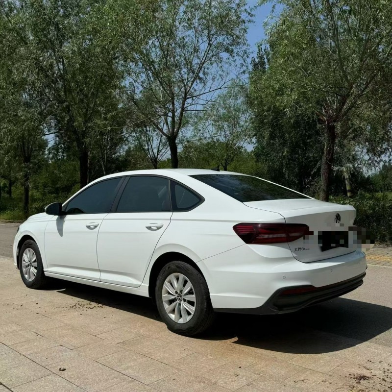 枣庄22年大众朗逸8