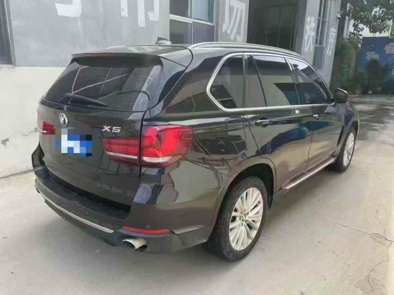 德州17年宝马X57