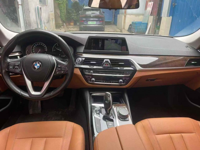 烟台17年宝马5系5