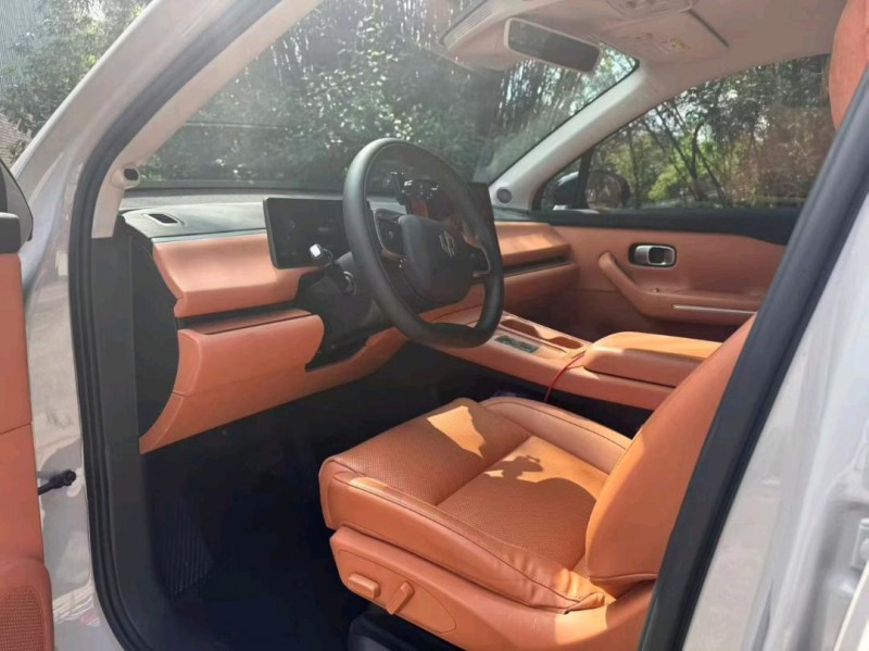 河源24年零跑汽车C104