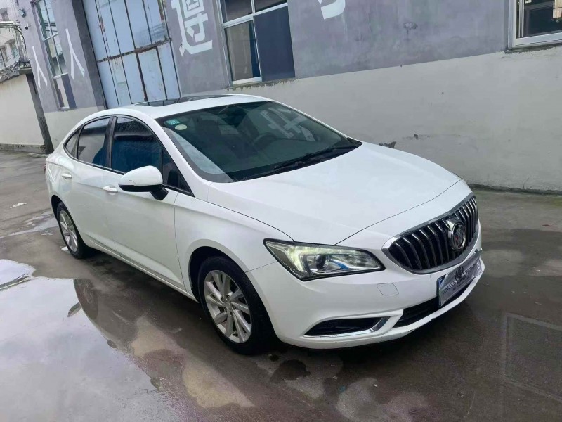 烟台16年别克威朗2