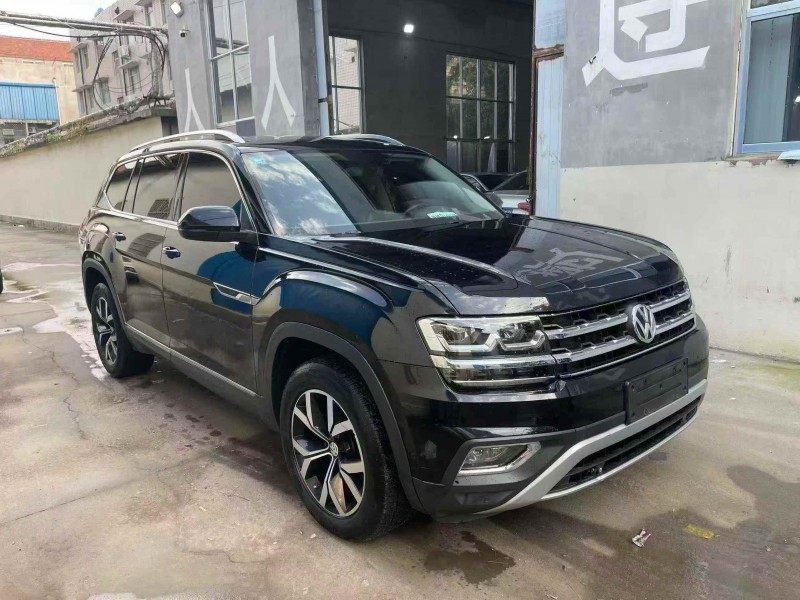 泰安17年大众途昂2