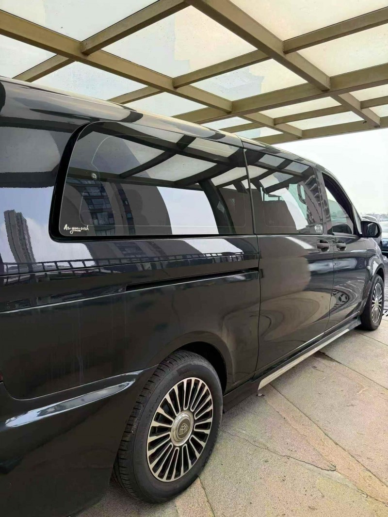 南通20年奔驰威霆7