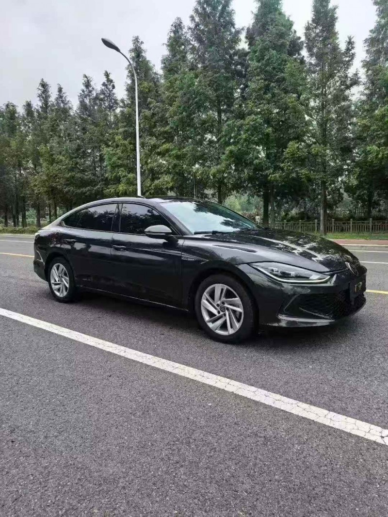 苏州22年大众凌渡2