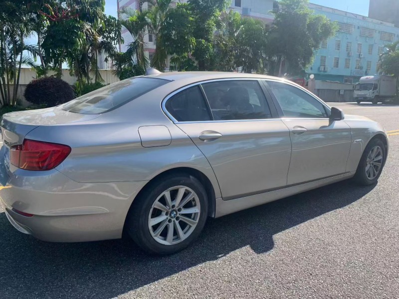 茂名13年宝马5系8