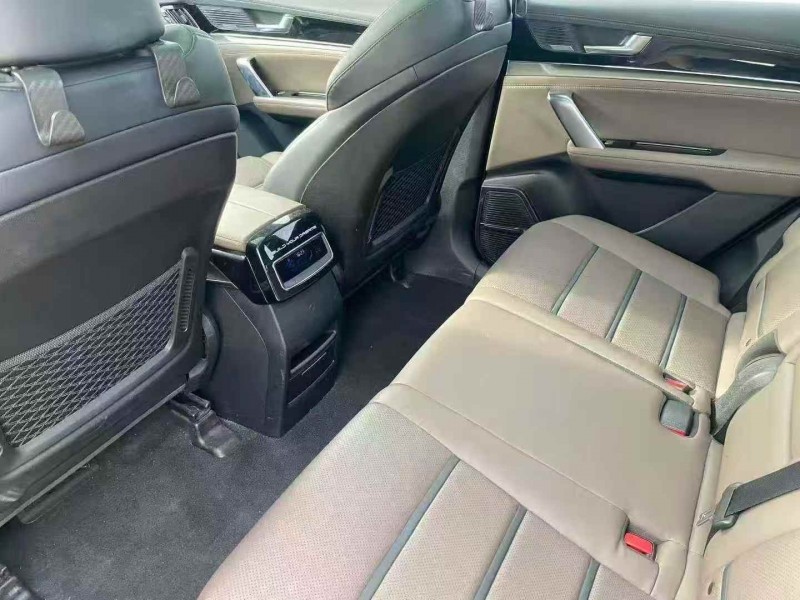 济宁20年比亚迪唐8