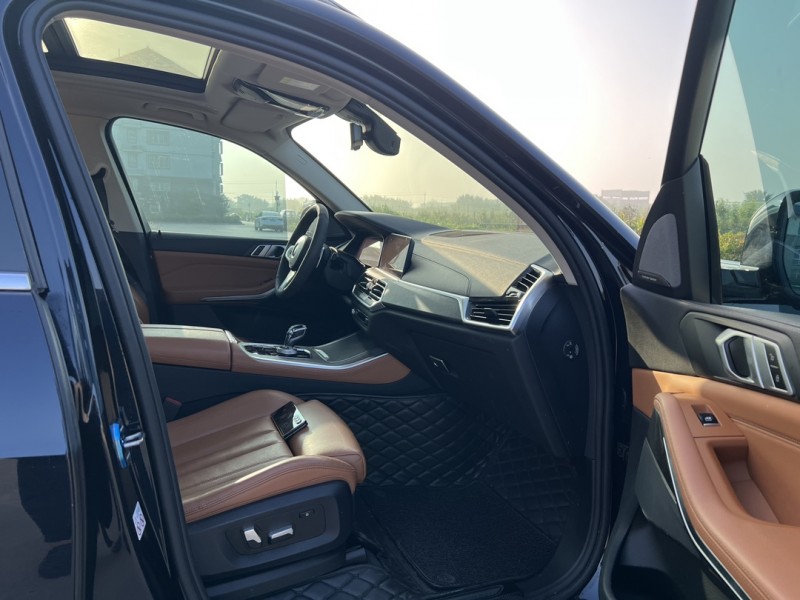 盐城19年宝马X56