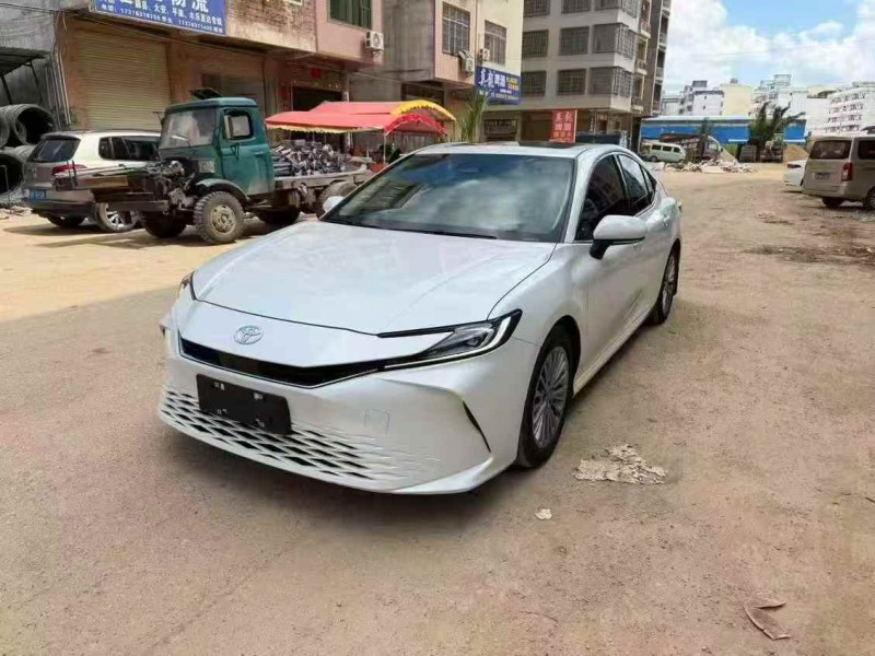 广州24年丰田凯美瑞2