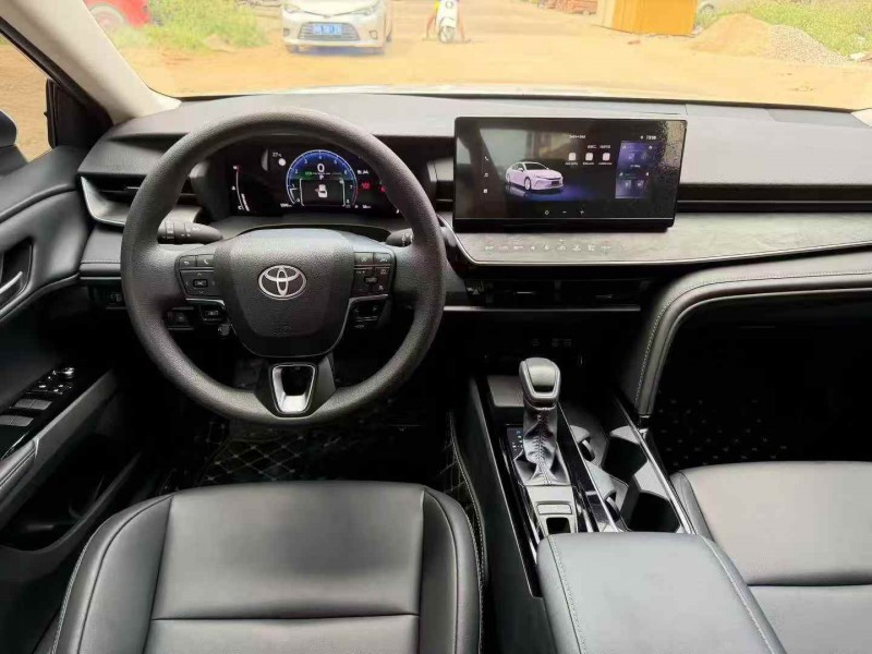 广州24年丰田凯美瑞7