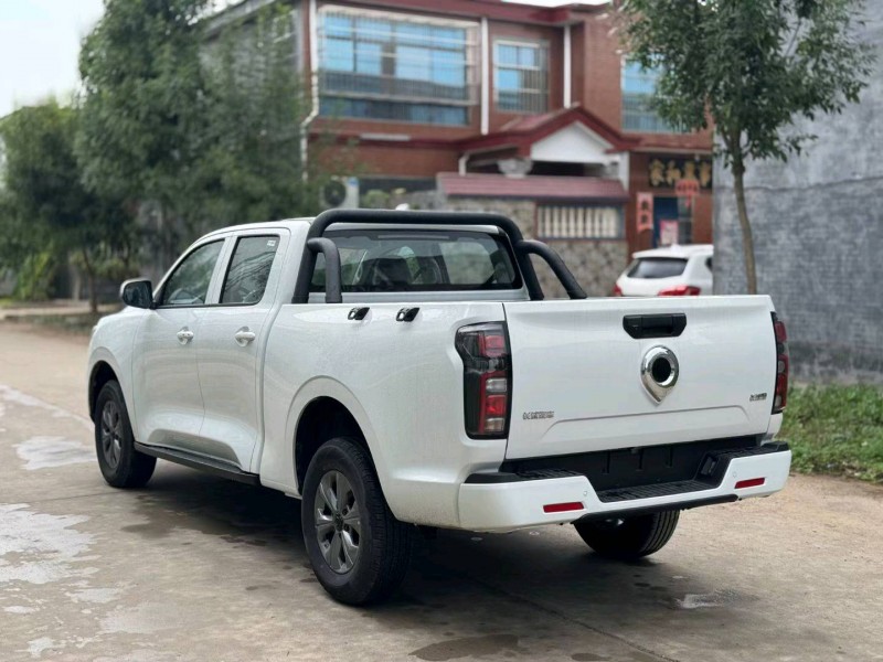 新乡25年长城汽车炮 皮卡8