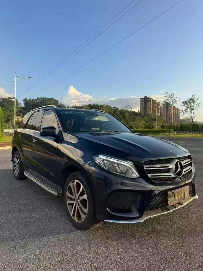广州17年奔驰GLE2