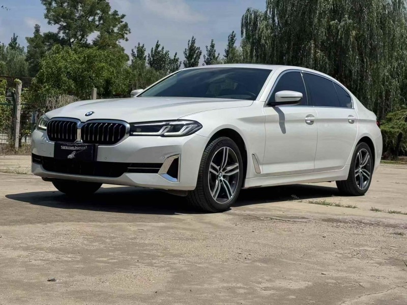 东营23年宝马5系3