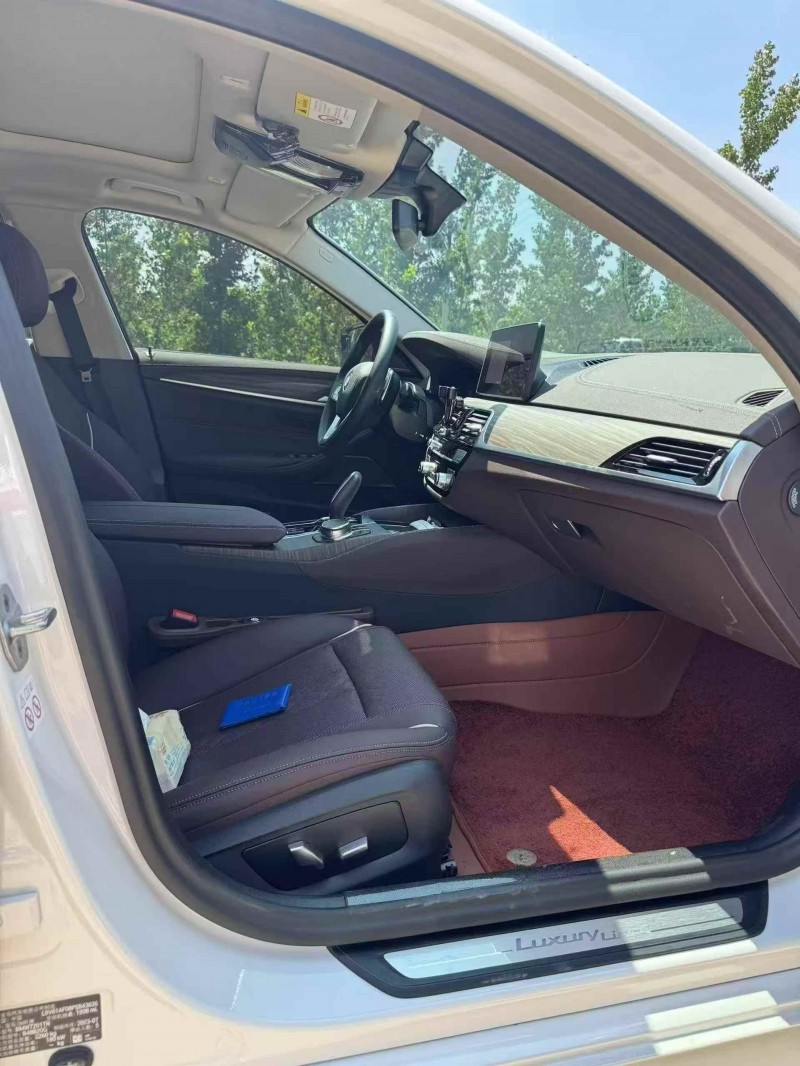 东营23年宝马5系4