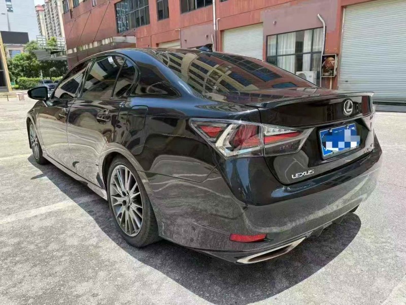 广州18年雷克萨斯GS7