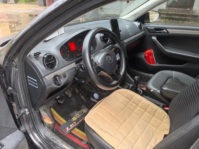 保定17年大众捷达8