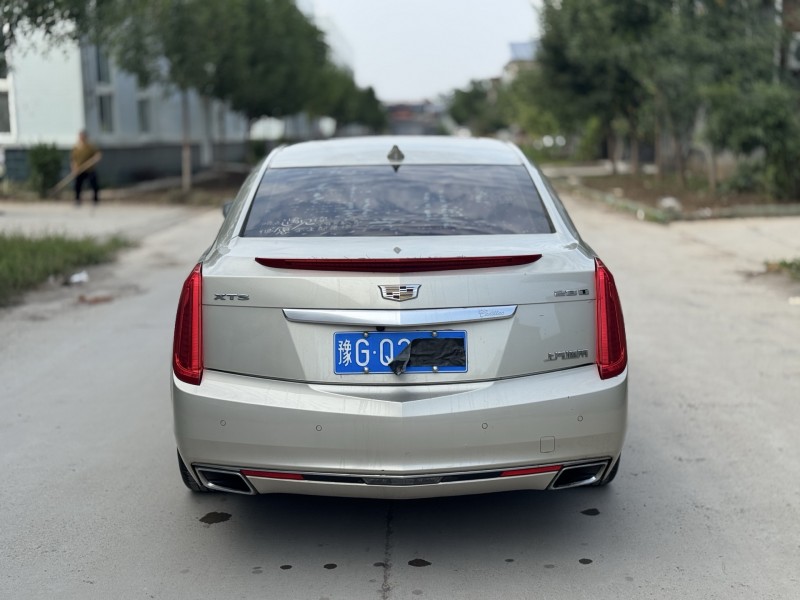 新乡17年凯迪拉克XTS5
