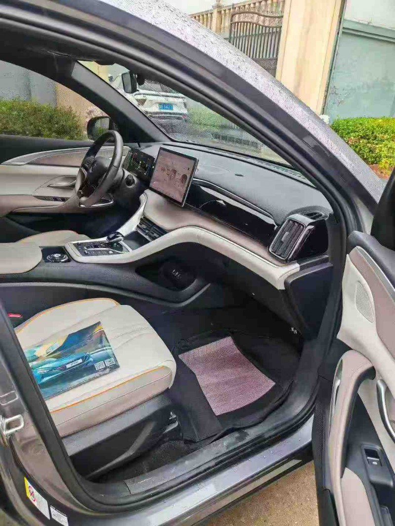 保定24年比亚迪宋6