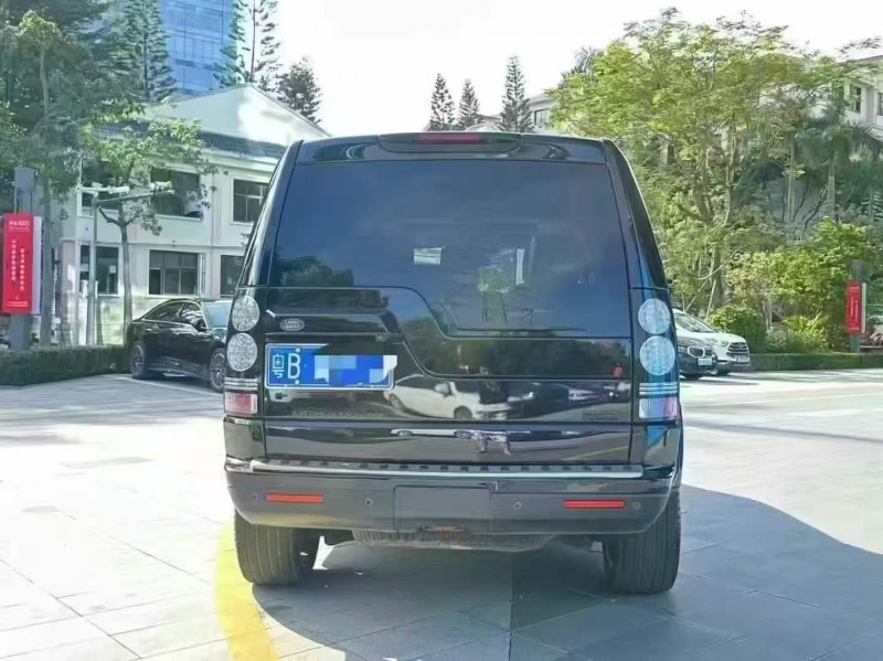 广州15年路虎发现9