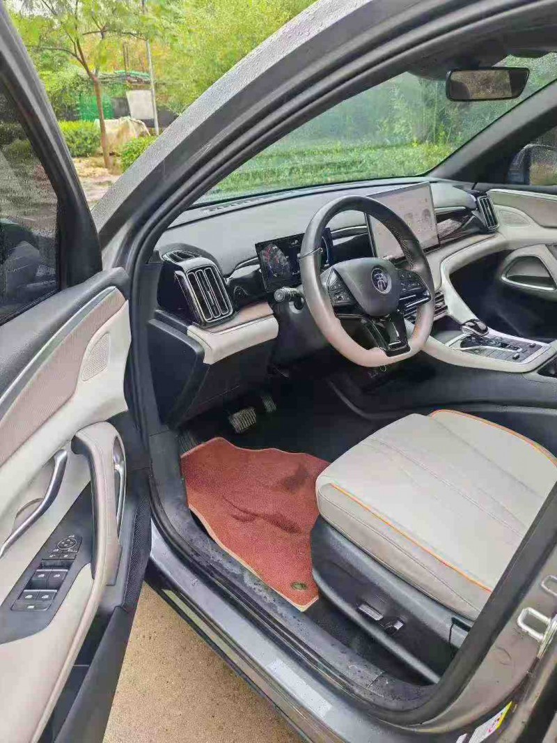 保定24年比亚迪宋9