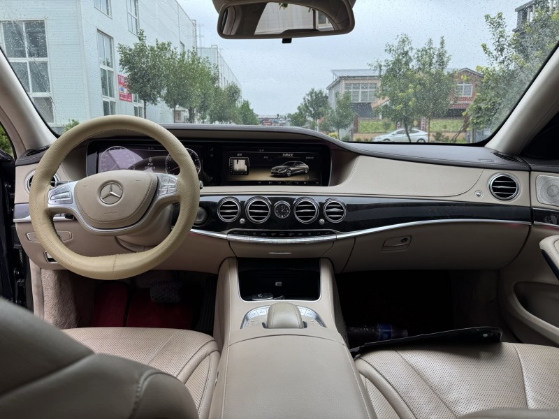 新乡14年奔驰S8