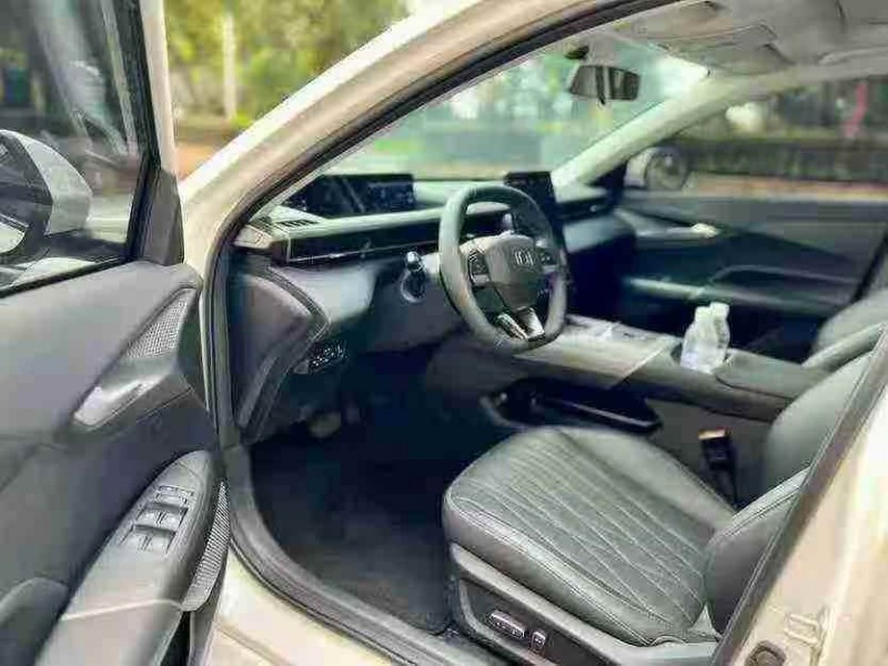 广州25年长安汽车启源6