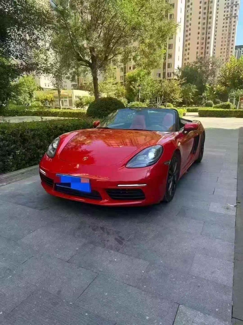 唐山17年保时捷7183