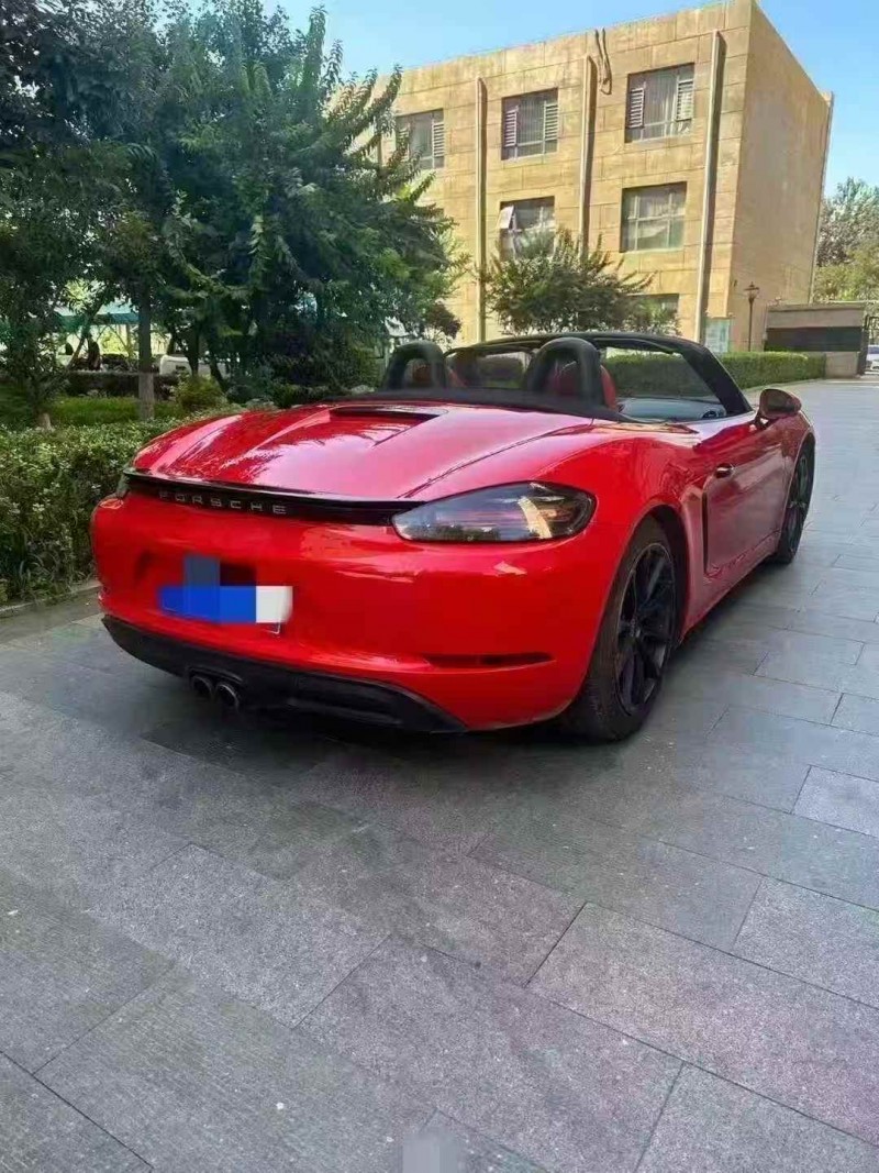 唐山17年保时捷7185