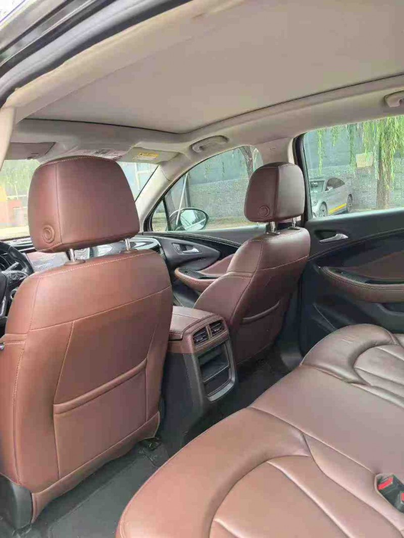 保定19年别克昂科威7