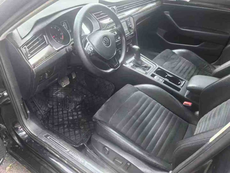 保定18年大众迈腾8